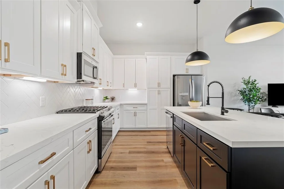 Unit for sale at 1025 Upside Wheatley, Houston, TX 77091