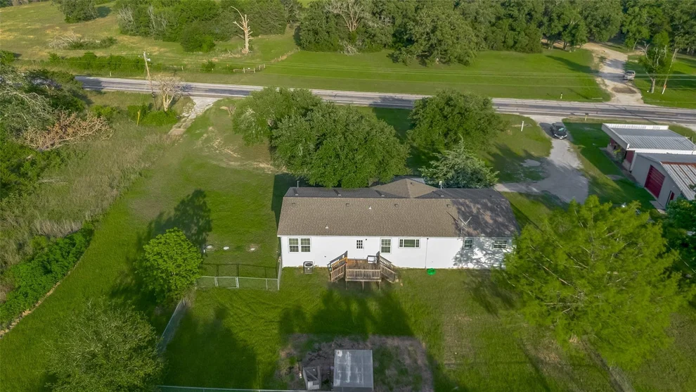Unit for sale at 5526 State Highway 90, Madisonville, TX 77864