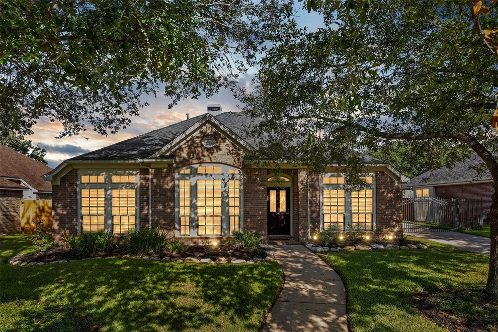 Unit for sale at 15503 Fairfield Falls Way, Cypress, TX 77433