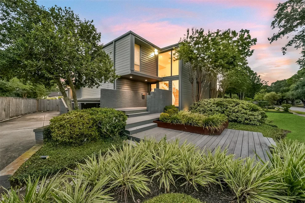 Unit for sale at 5107 Contour Place, Houston, TX 77096