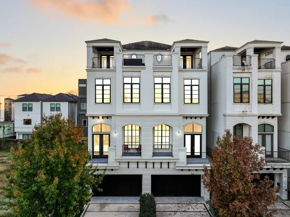 Unit for sale at 503 W Clay Street, Houston, TX 77019