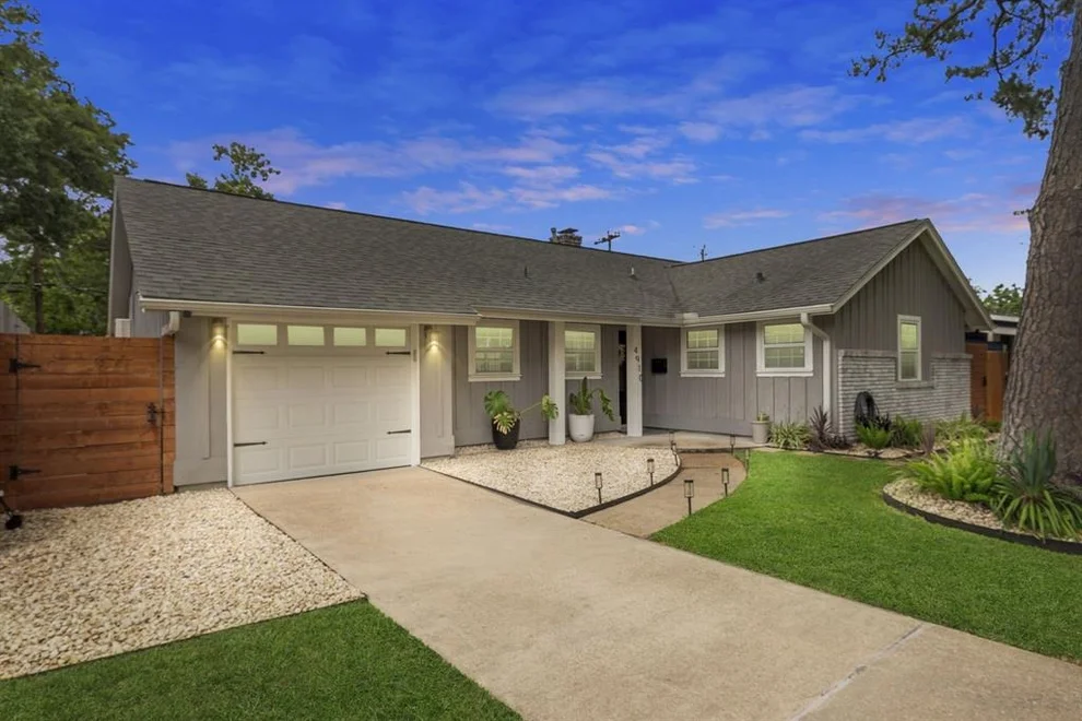 Unit for sale at 4910 Nina Lee Lane, Houston, TX 77092