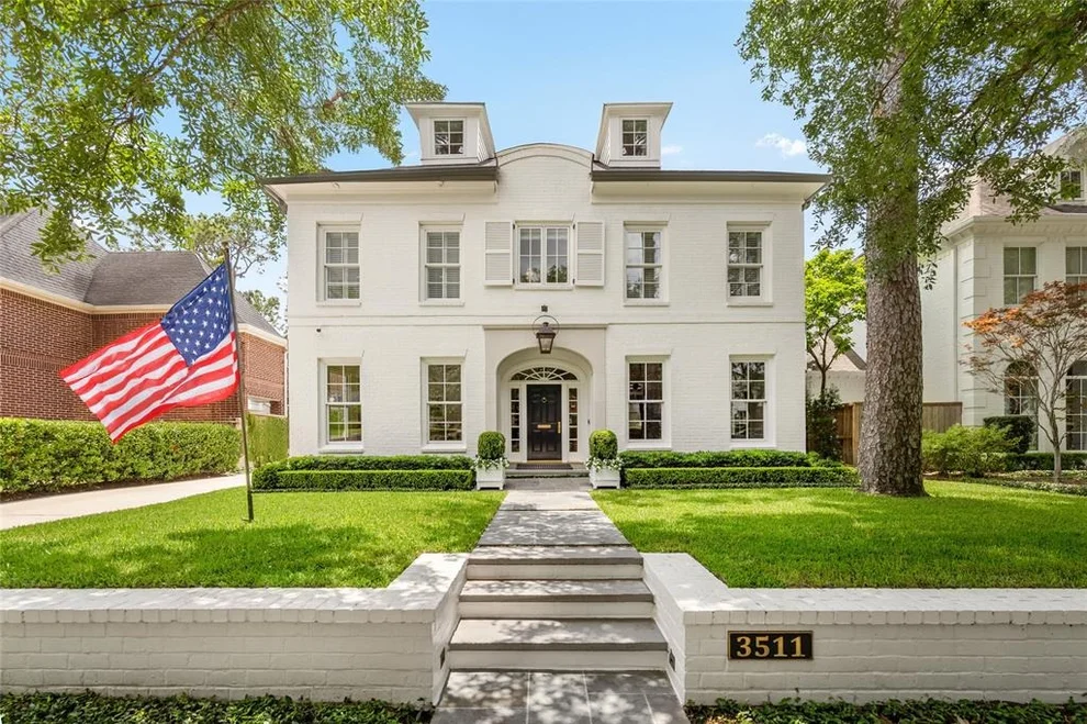 Unit for sale at 3511 Plumb Street, West University Place, TX 77005