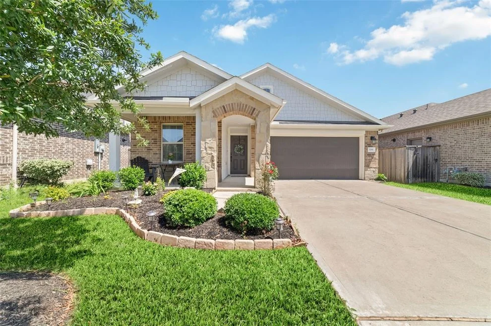 Unit for sale at 539 Winburn Tide Lane, La Porte, TX 77571