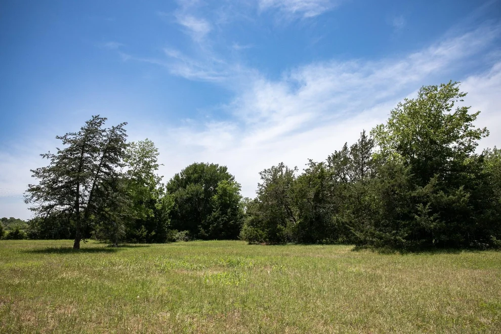 Unit for sale at 5427 Mustang Road, Brenham, TX 77833