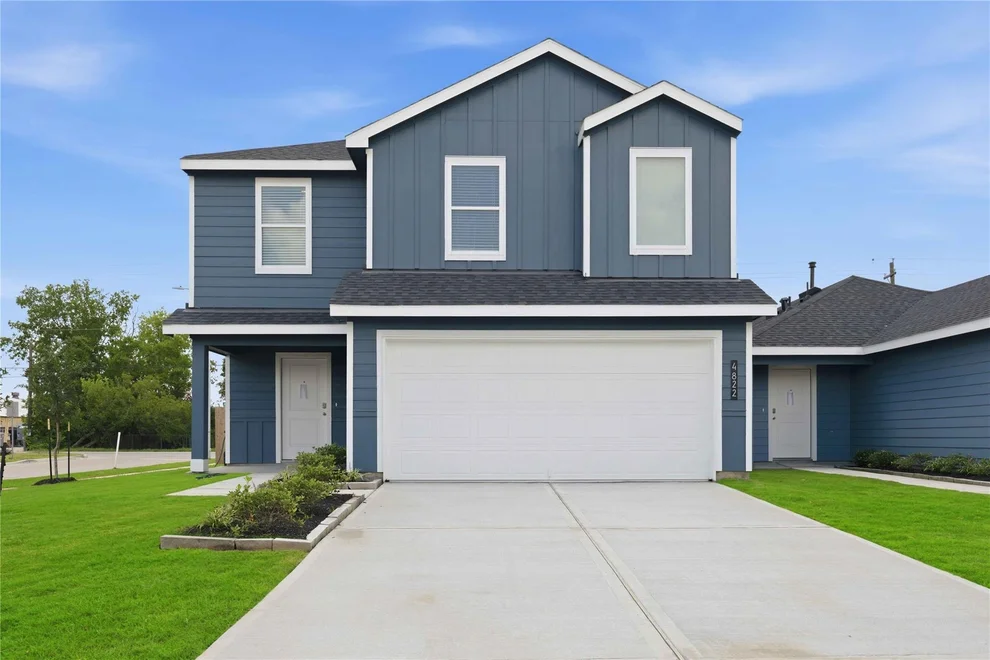 Unit for sale at 4822 Peanut Butter And Jelly Drive, Houston, TX 77048