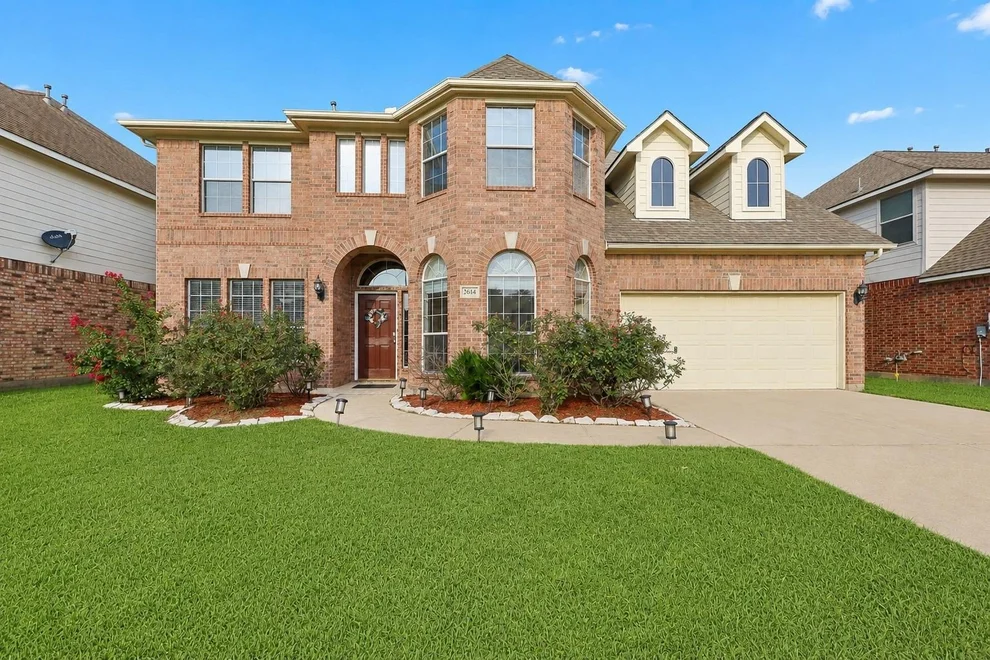Unit for sale at 2614 Sunset Lake Drive, Sugar Land, TX 77478