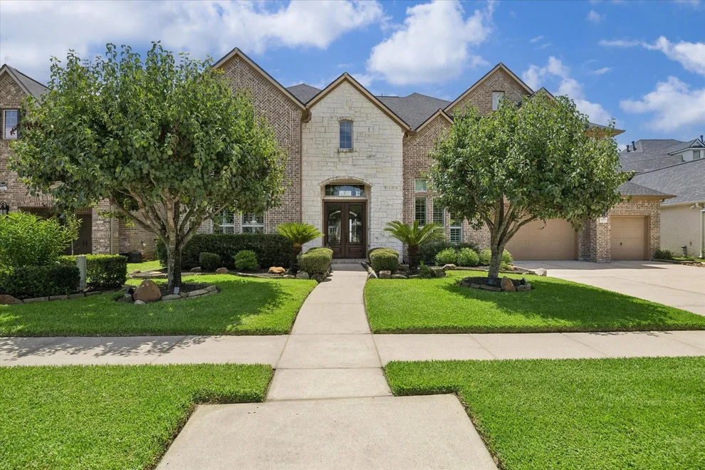 Unit for sale at 16202 Pelican Beach Lane, Houston, TX 77044
