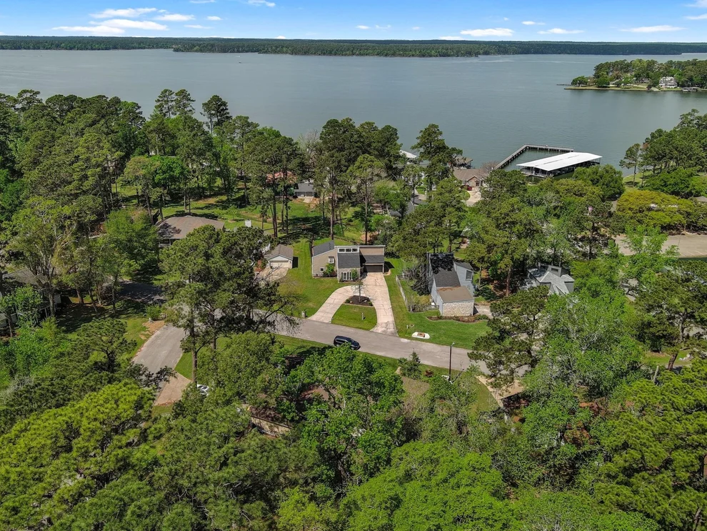Unit for sale at 15211 Jamaica Drive, Willis, TX 77318