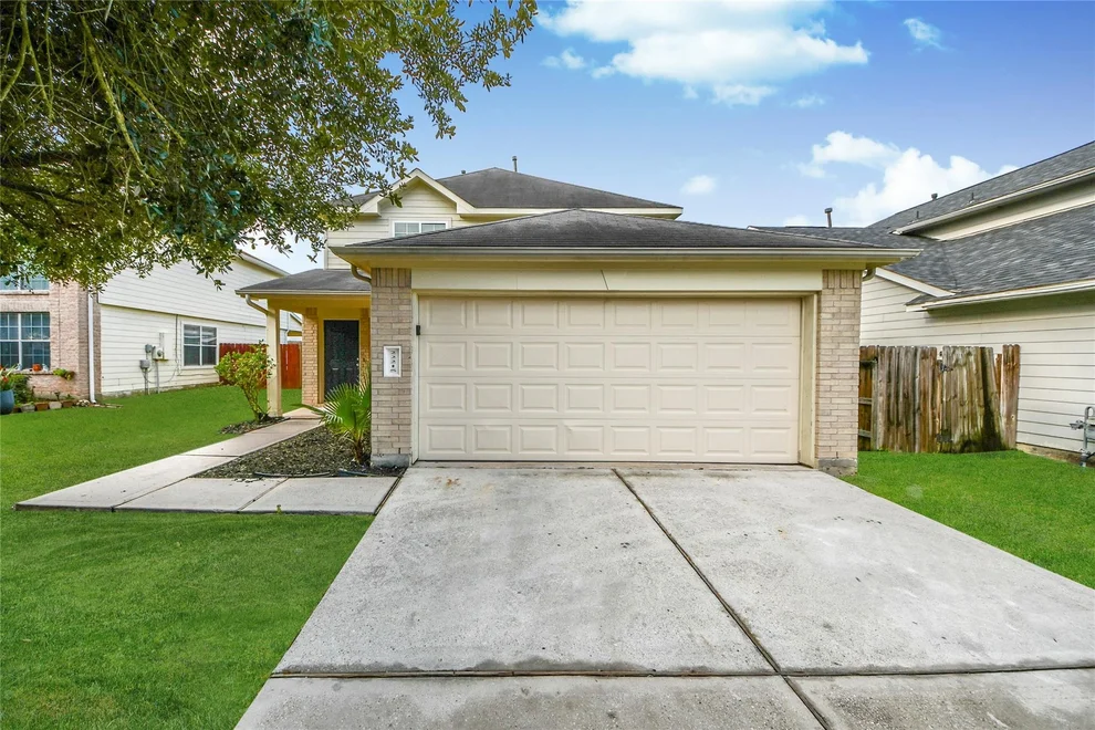 Unit for sale at 22215 Queenbury Hills Drive, Houston, TX 77073