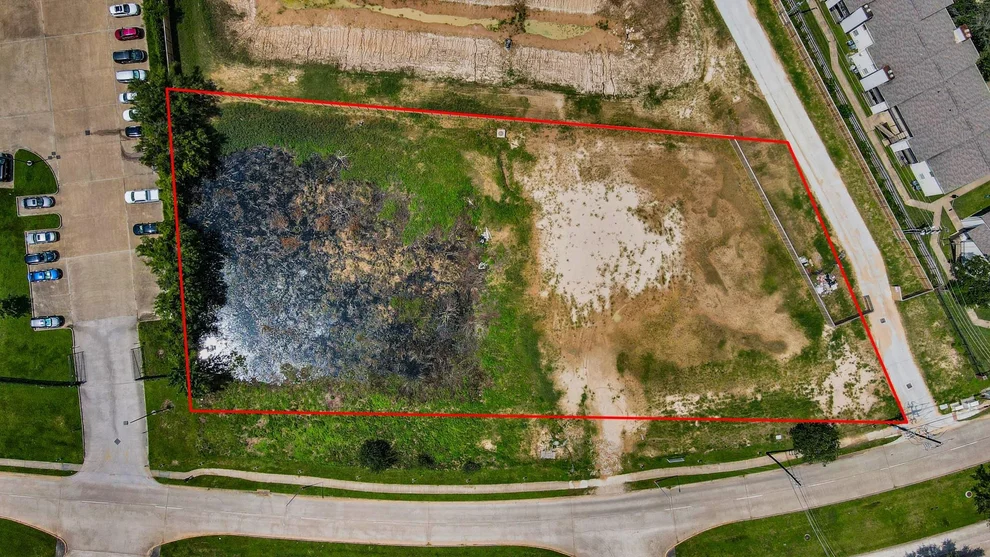 Unit for sale at 15200 Point Northwest Point, Houston, TX 77095