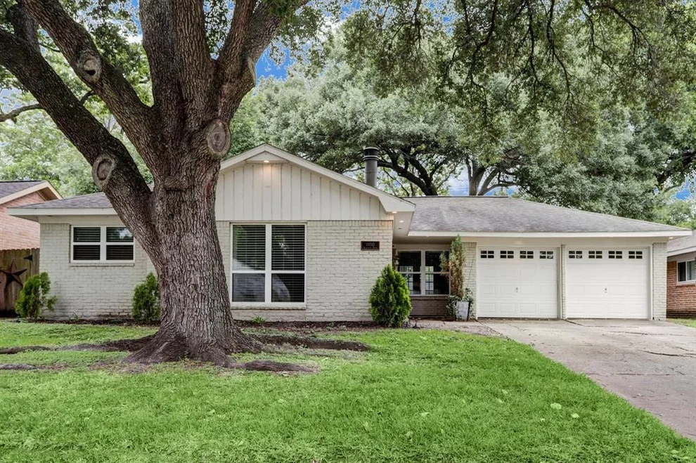 Unit for sale at 11010 Braewick Drive, Houston, TX 77096