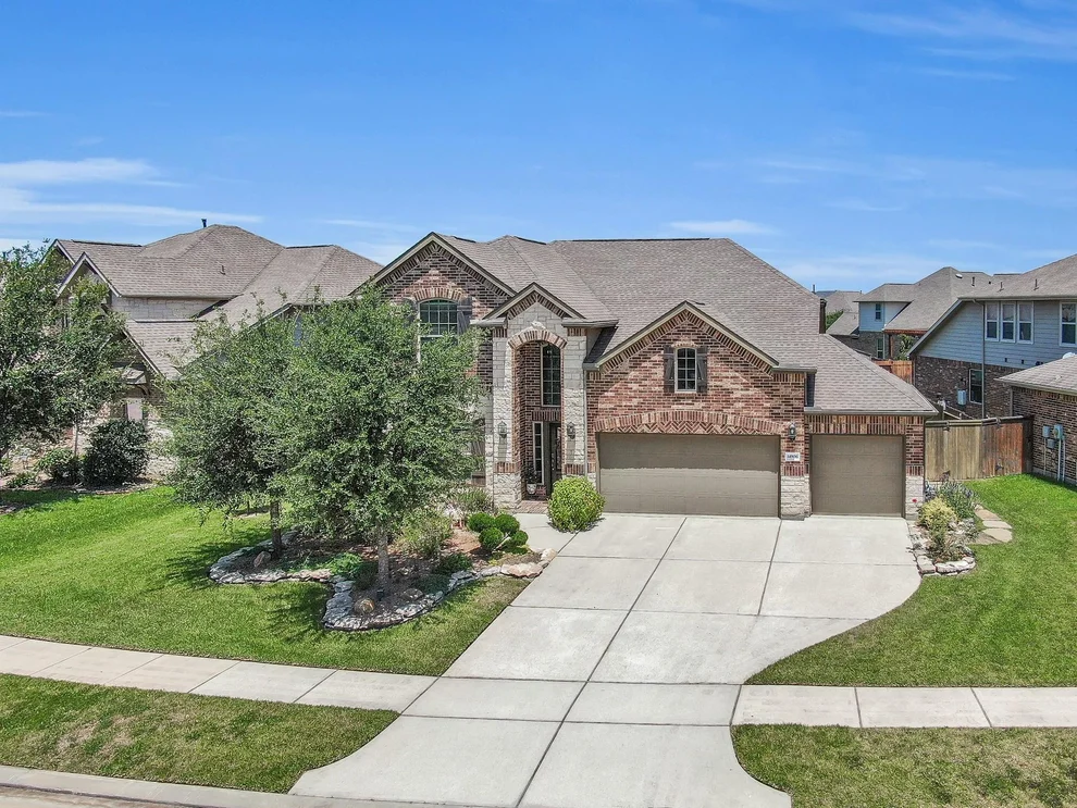 Unit for sale at 14906 Scarlet Finch Way, Cypress, TX 77429