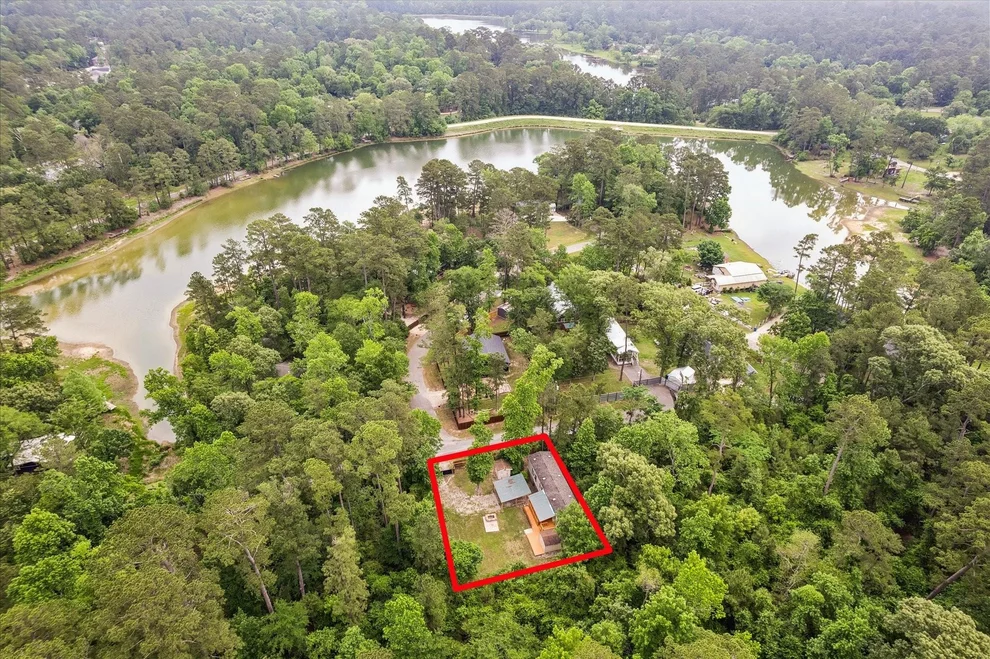 Unit for sale at 15443 Forest Drive, Montgomery, TX 77356