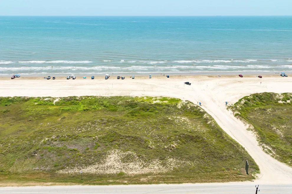 Unit for sale at 4230 Bluewater / County Road 257, Freeport, TX 77541