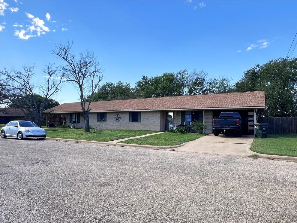 Unit for sale at 207 Cactus Street, Giddings, TX 78942