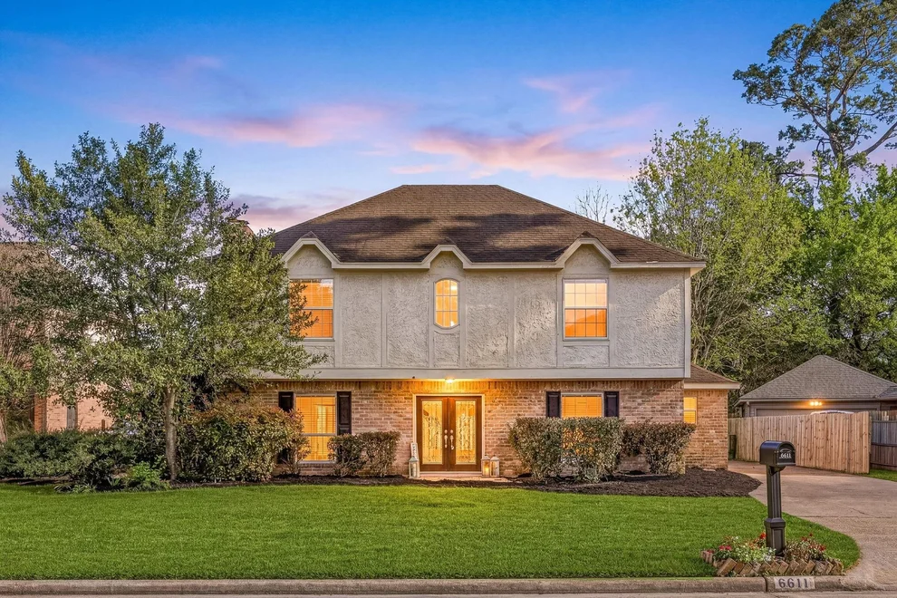 Unit for sale at 6611 Sutter Park Lane, Houston, TX 77066