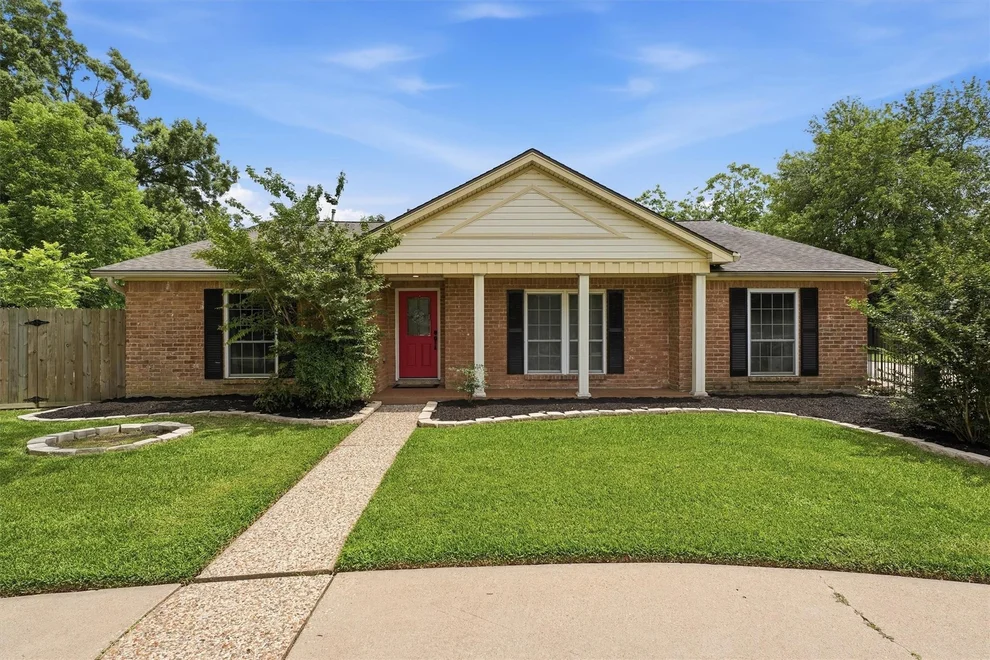 Unit for sale at 16346 Havenpark Court, Houston, TX 77059