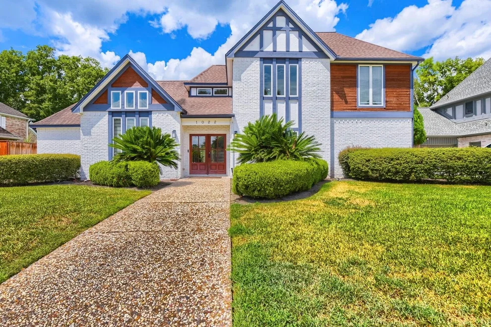 Unit for sale at 1022 Crossroads Drive, Houston, TX 77079