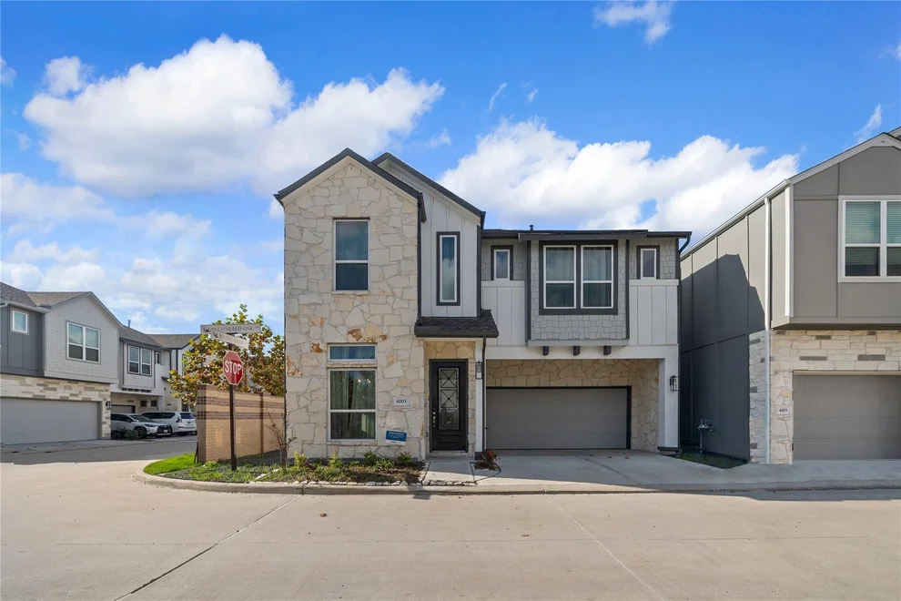Unit for sale at 4203 Weathered Oak Drive, Houston, TX 77080