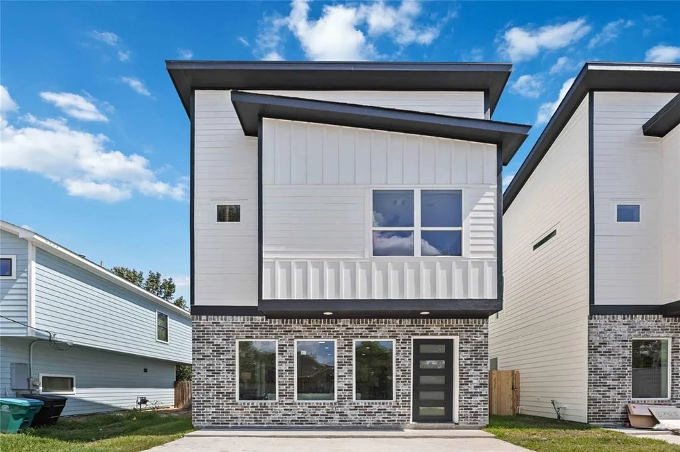 Unit for sale at 1020 Marcolin Street, Houston, TX 77088
