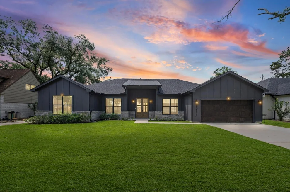 Unit for sale at 10135 Kerrwood Lane, Houston, TX 77080