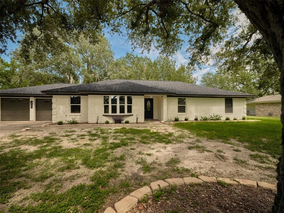 Unit for sale at 9517 Gene Street, Needville, TX 77461