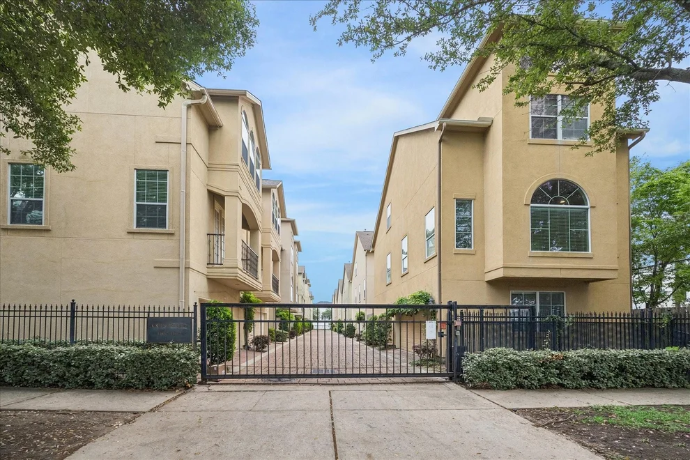 Unit for sale at 1602 Colorado Street, Houston, TX 77007