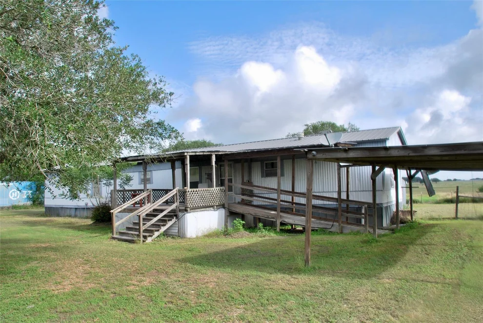 Unit for sale at 486 County Road 95d, Moulton, TX 77975