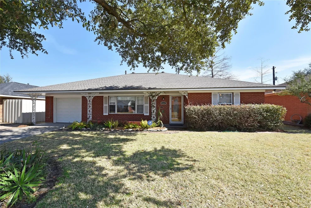 Unit for sale at 1818 Watercrest Drive, Houston, TX 77008