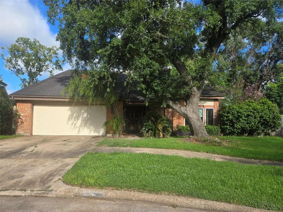 Unit for sale at 10410 Tennis Court, Houston, TX 77099