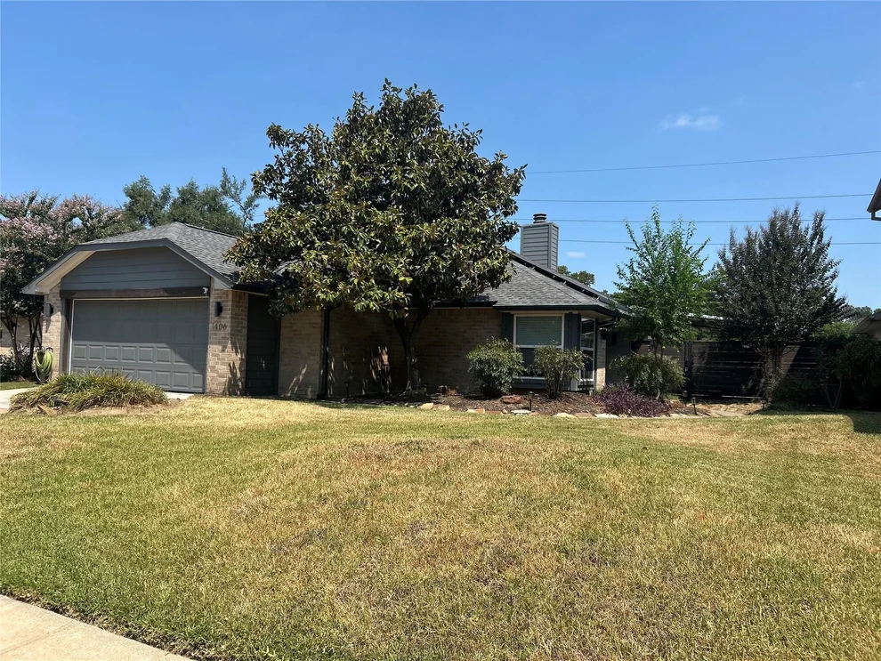 Unit for sale at 1406 Rushworth Drive, Houston, TX 77014