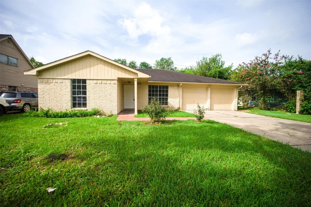 Unit for sale at 12603 Huntington Venture Drive, Houston, TX 77099