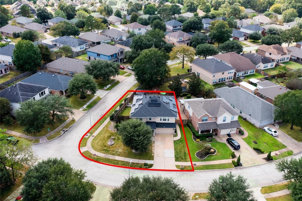 Unit for sale at 18827 Squirrel Oaks Drive, Magnolia, TX 77355