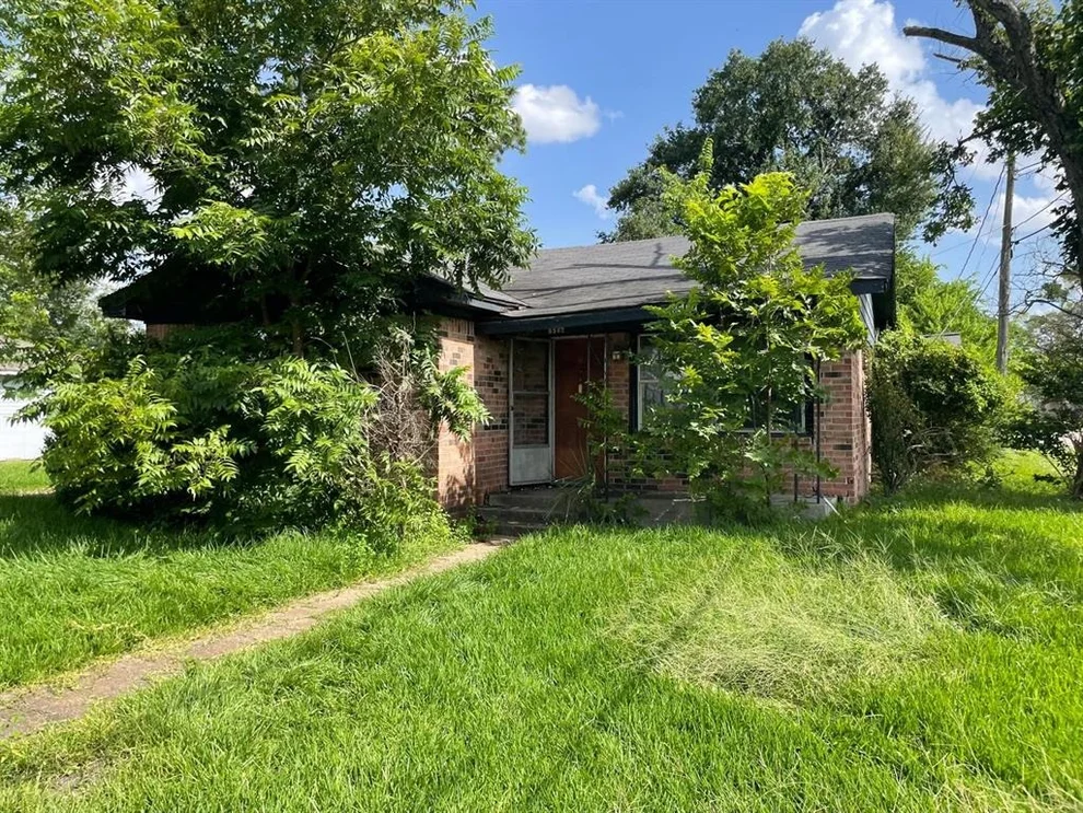 Unit for sale at 8502 Carlos Street, Houston, TX 77029