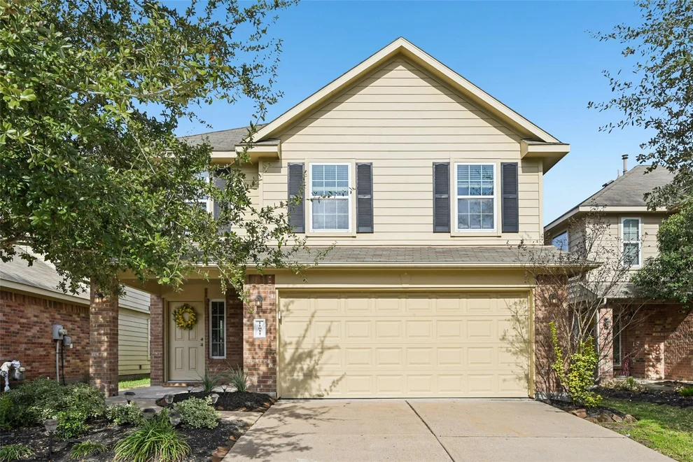 Unit for sale at 11811 Red Hummingbird Drive, Houston, TX 77047