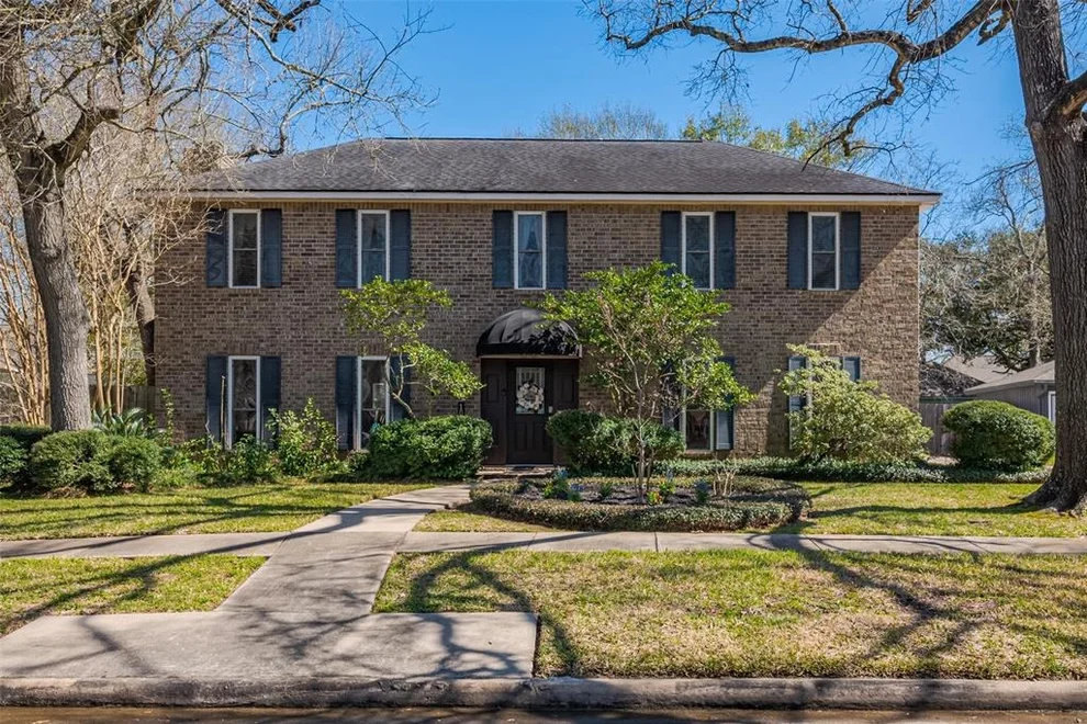 Unit for sale at 1010 Villa Court Drive, Seabrook, TX 77586