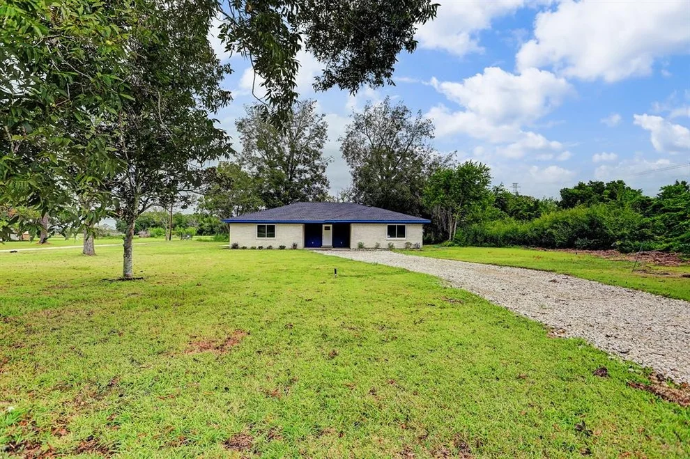 Unit for sale at 3889 County Road 155, Alvin, TX 77511
