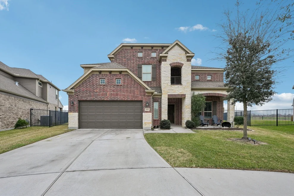Unit for sale at 2406 Harborwood Court, Texas City, TX 77568