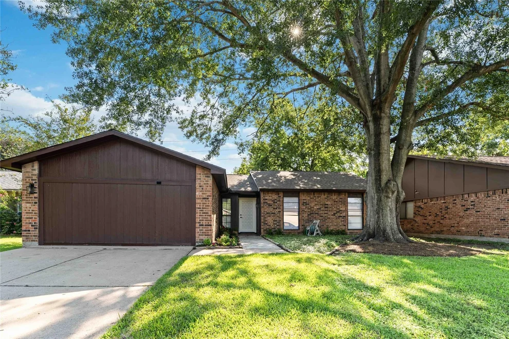 Unit for sale at 5418 Girnigoe Drive, Houston, TX 77084