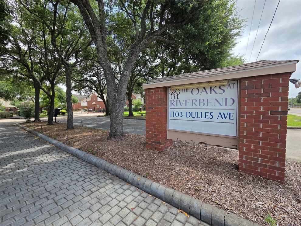 Unit for sale at 1103 Dulles Avenue, Stafford, TX 77477