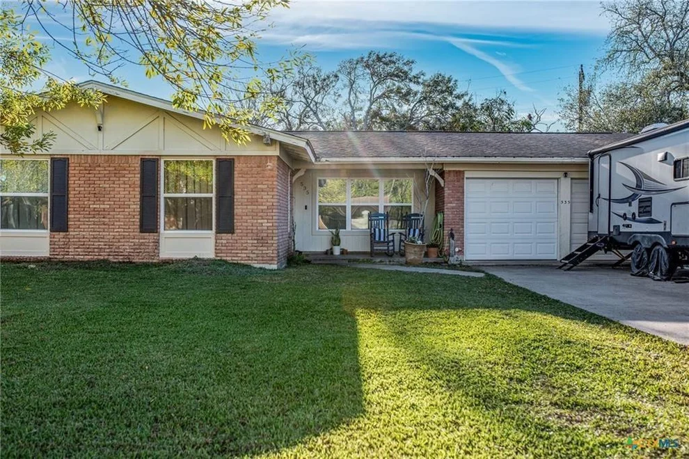 Unit for sale at 535 Travis Street, Port Lavaca, TX 77979