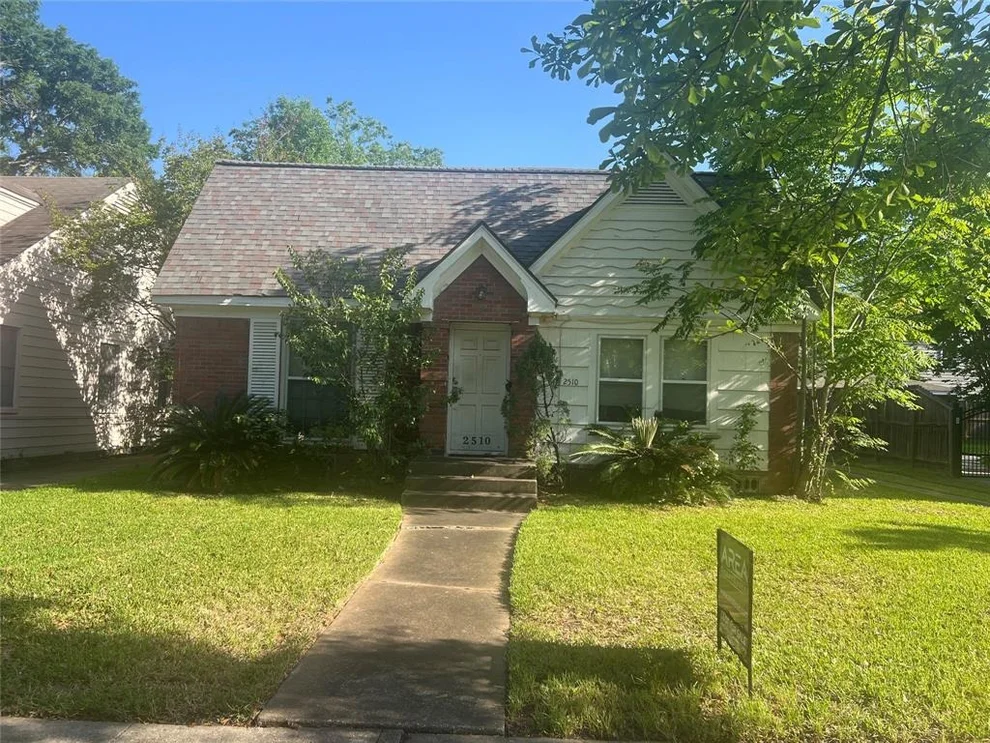 Unit for sale at 2510 Swift Boulevard, Houston, TX 77030