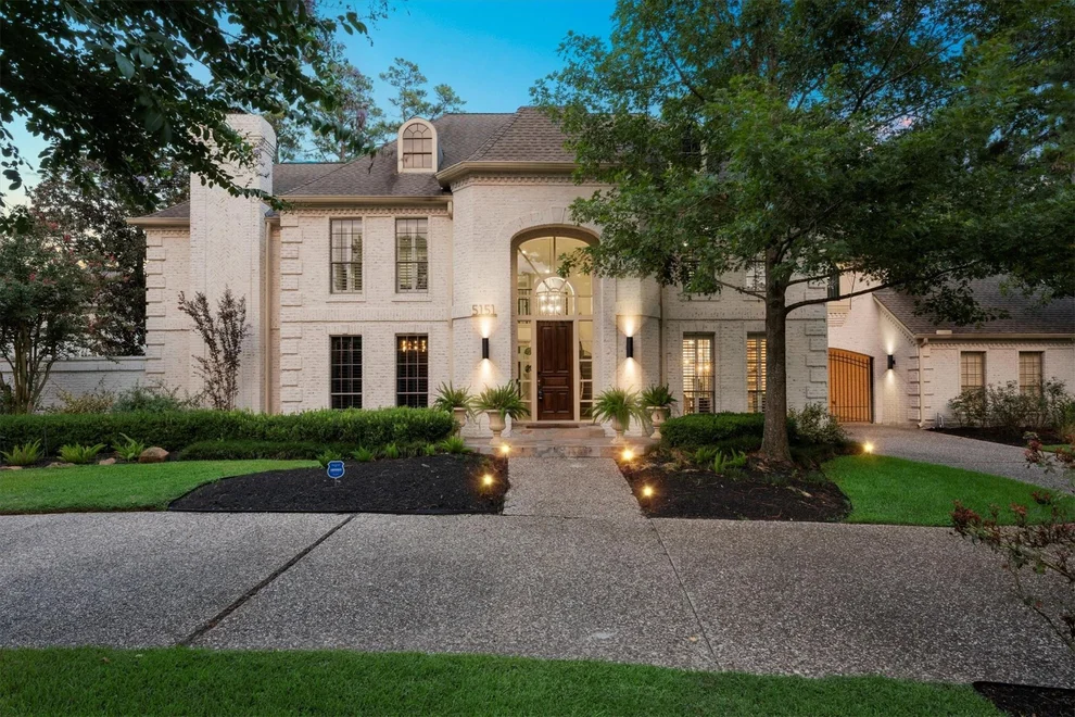 Unit for sale at 5151 Verdant Way, Houston, TX 77069