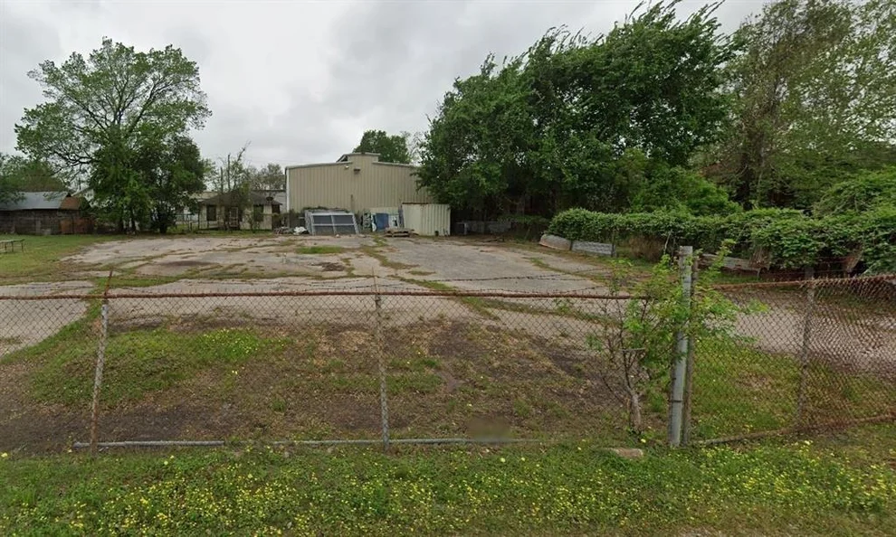 Unit for sale at 3798 Burch St Street, Houston, TX 77003