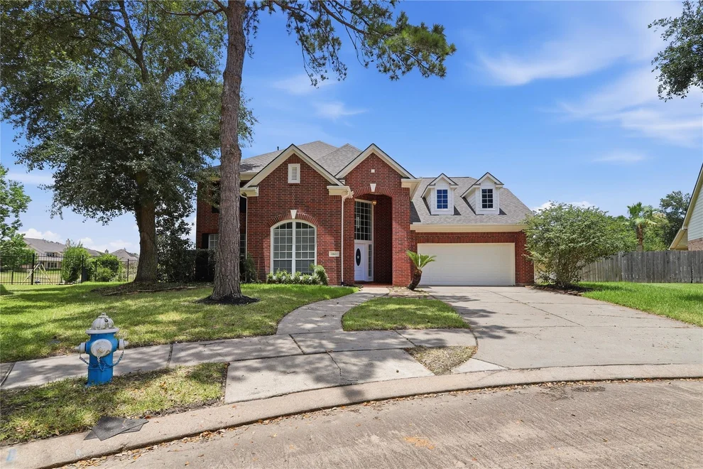 Unit for sale at 11623 Ruby Canyon Lane, Houston, TX 77095