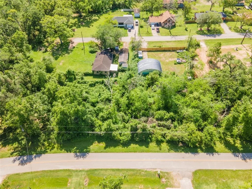 Unit for sale at 0 Robinhood Lane, Jones Creek, TX 77541
