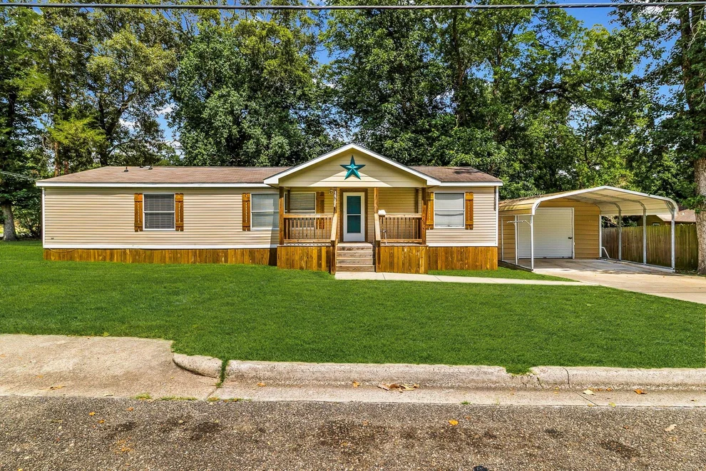 Unit for sale at 404 E Mimosa Drive, Livingston, TX 77351