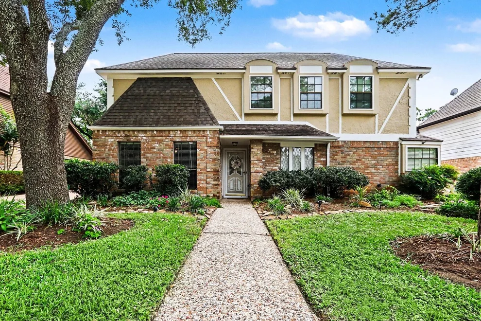 Unit for sale at 12415 Ella Lee Lane, Houston, TX 77077
