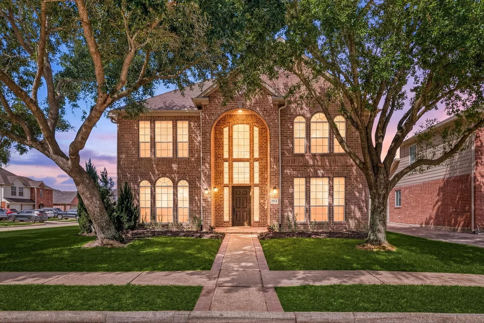 Unit for sale at 2914 Clayton Ridge Court, Houston, TX 77082